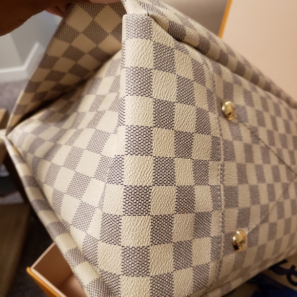 Almost new!! Gorgeous Artsy MM - Picture 4 of 10